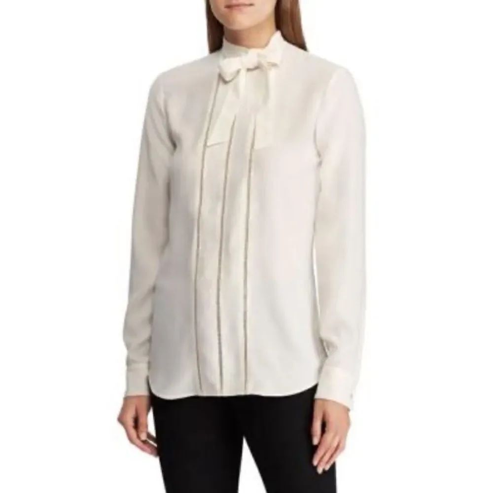 🆕 Lauren Ralph Lauren Winter Cream Blouse size 8 ⭐️